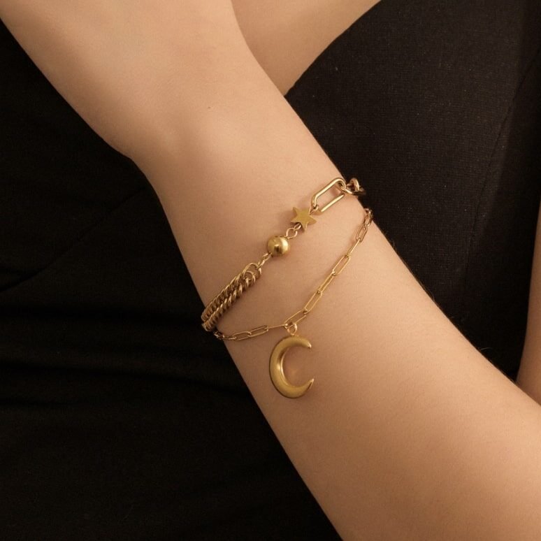 Moon Bracelet - 18k Gold Plated